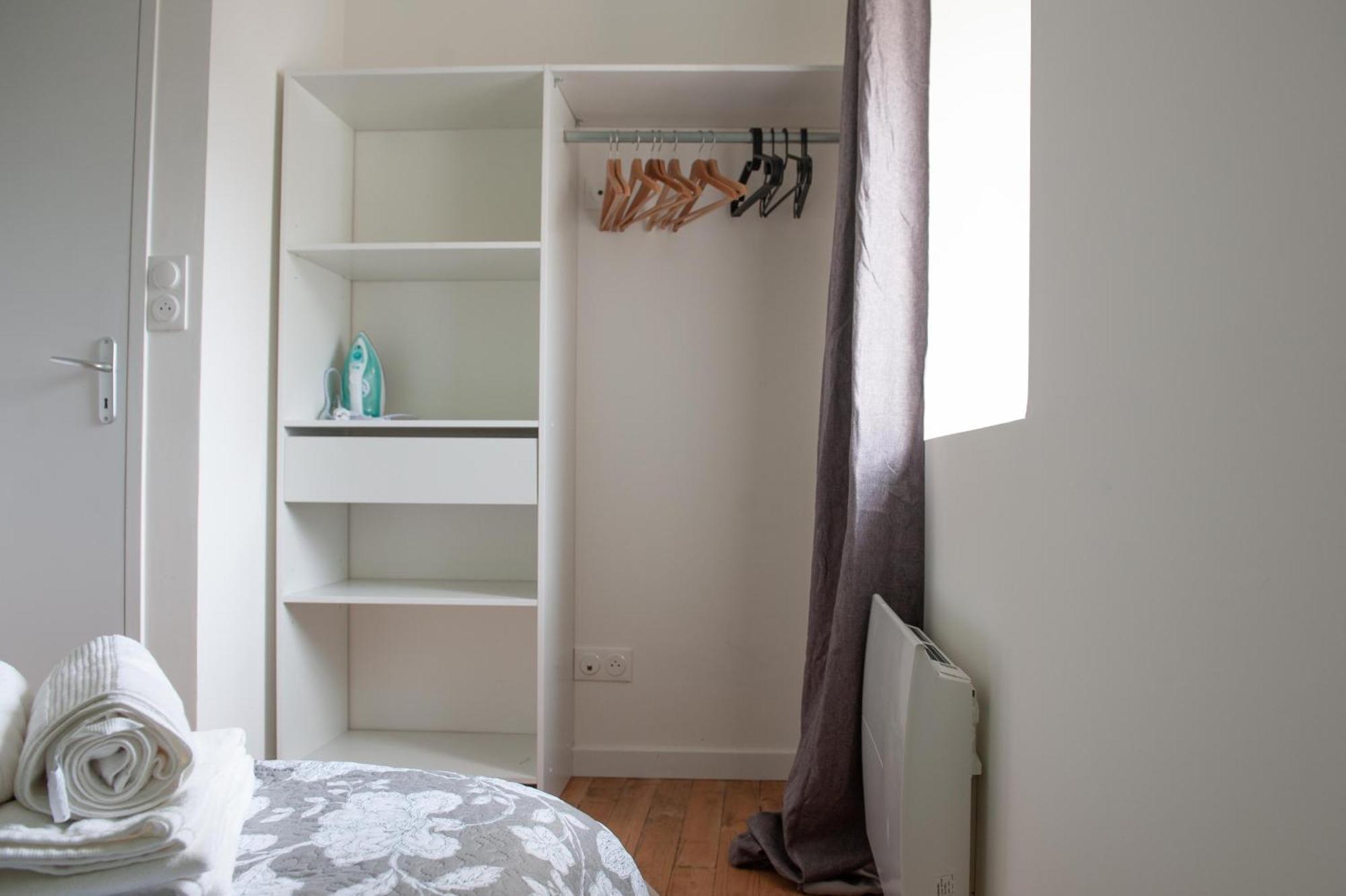 Immeuble De 3 Appartements Avec Cour Interieure เบรสต์ ห้อง รูปภาพ