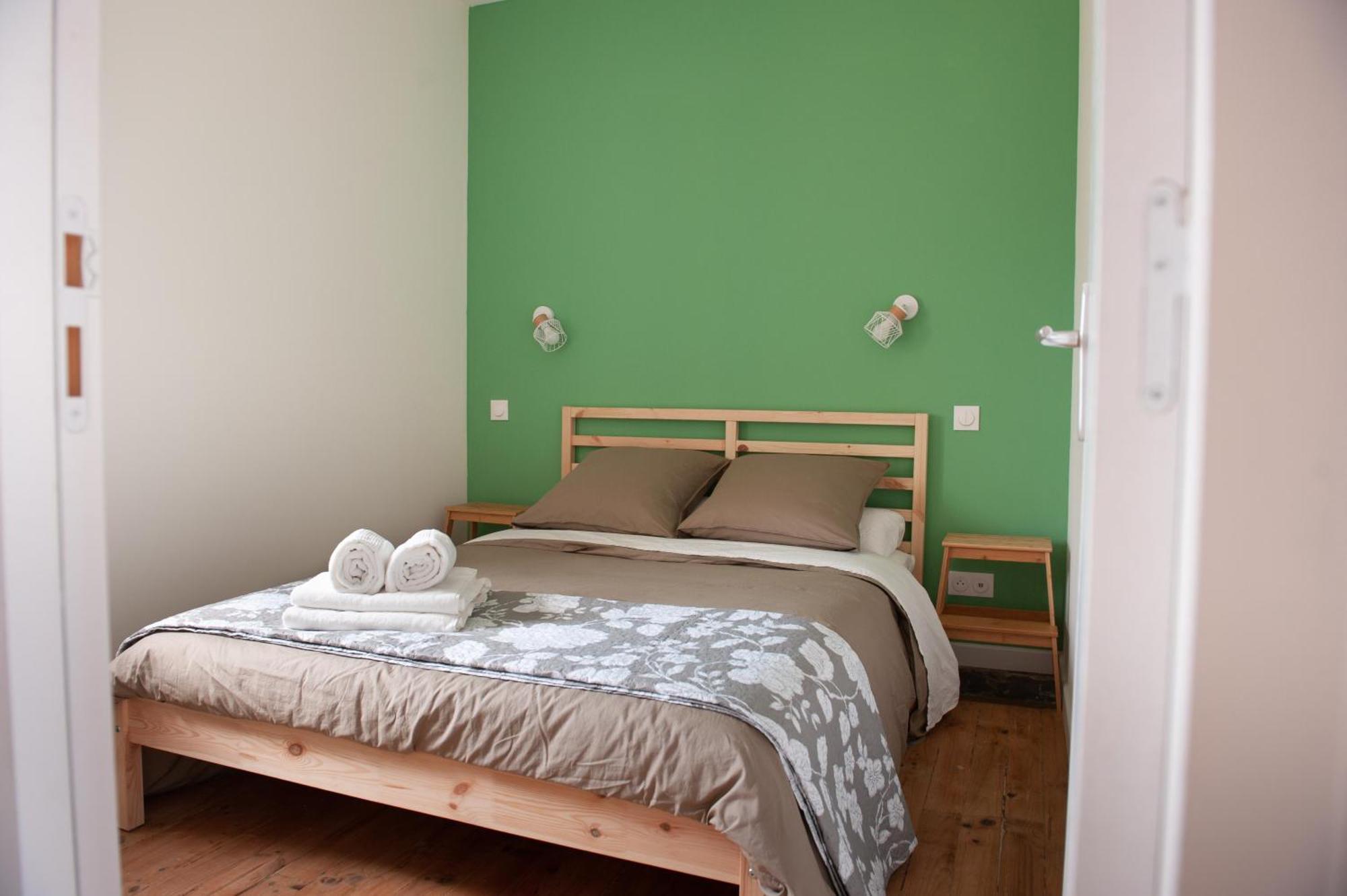 Immeuble De 3 Appartements Avec Cour Interieure เบรสต์ ภายนอก รูปภาพ