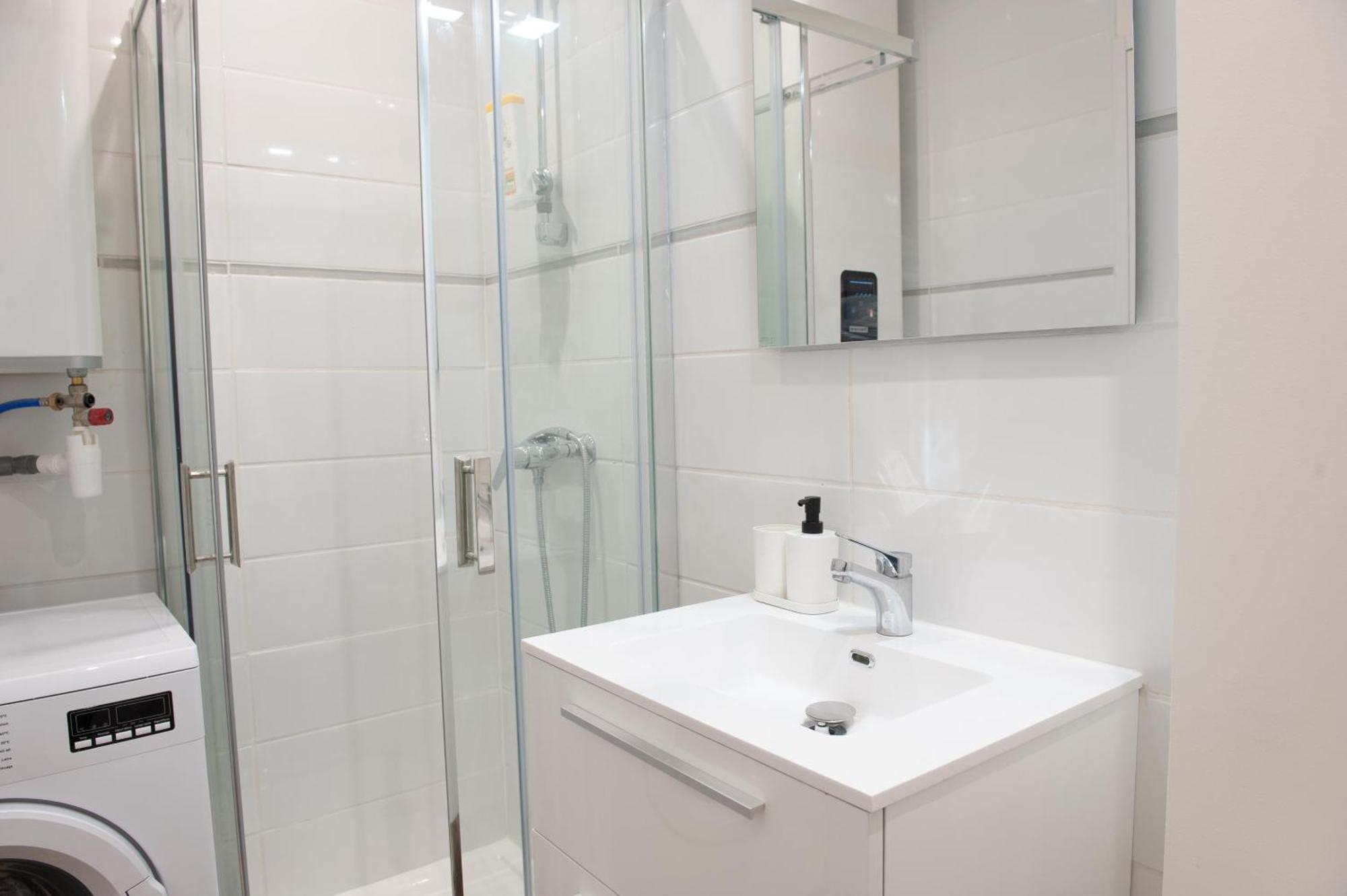 Immeuble De 3 Appartements Avec Cour Interieure เบรสต์ ห้อง รูปภาพ